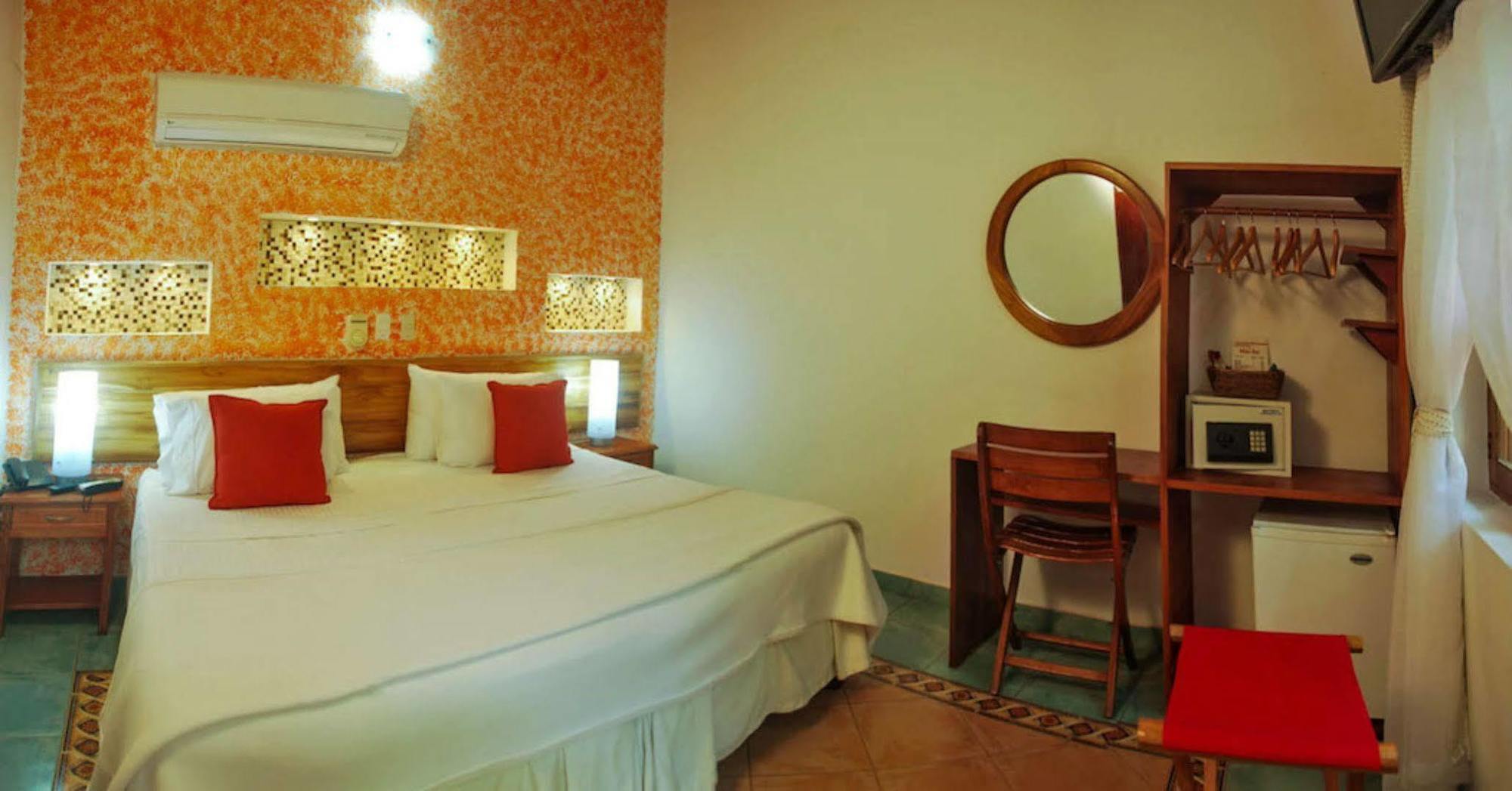Hotel 3 Banderas Cartagena Exteriör bild